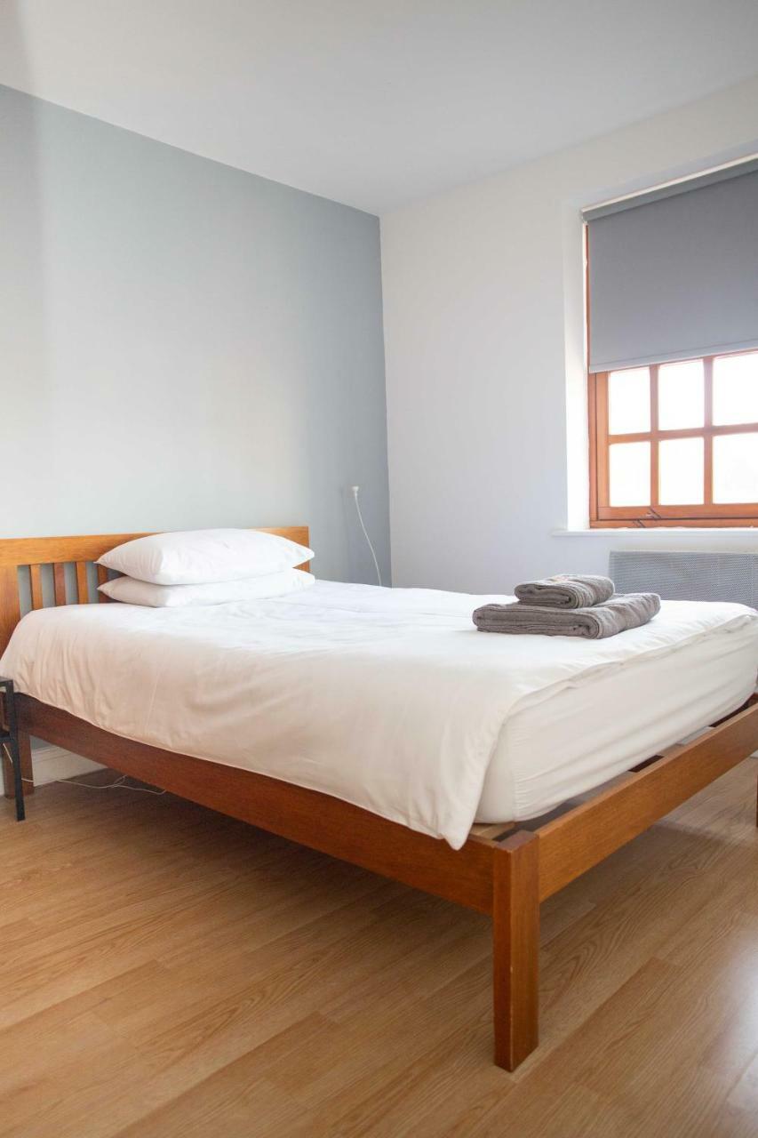 Quire Court Apartment Gloucester Buitenkant foto