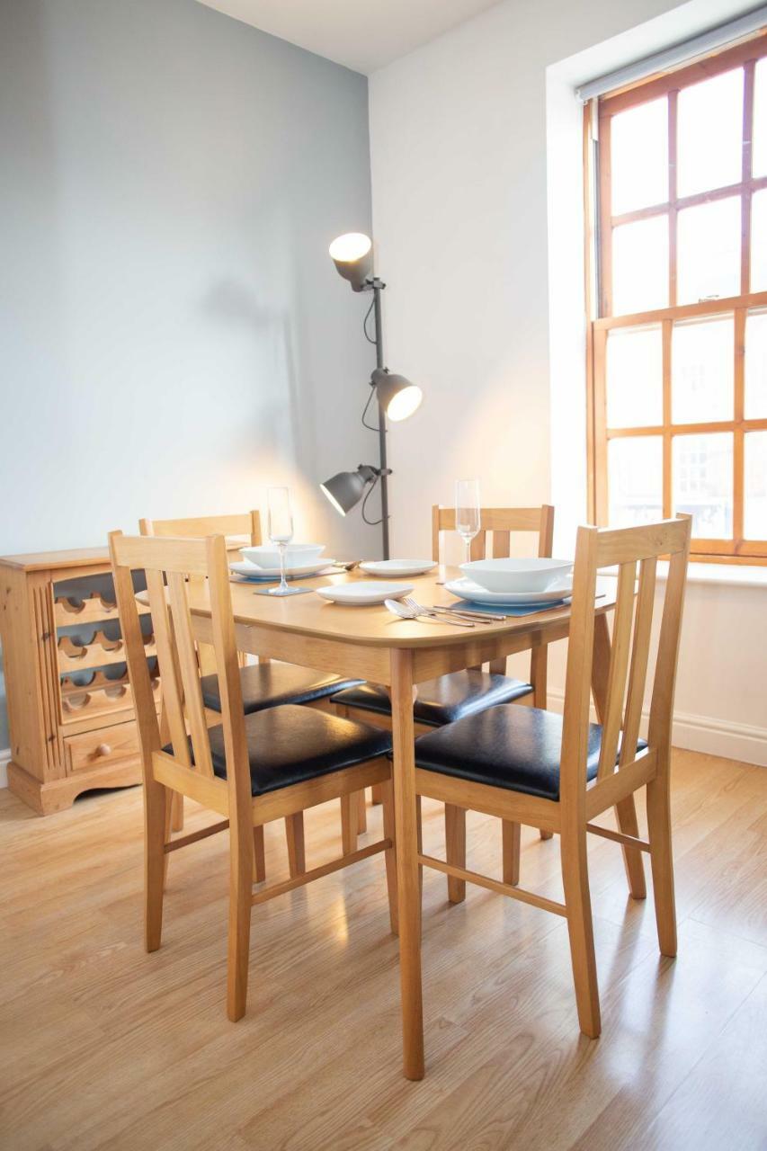 Quire Court Apartment Gloucester Buitenkant foto