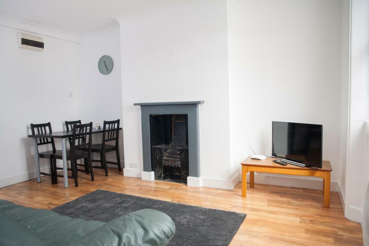 Quire Court Apartment Gloucester Buitenkant foto